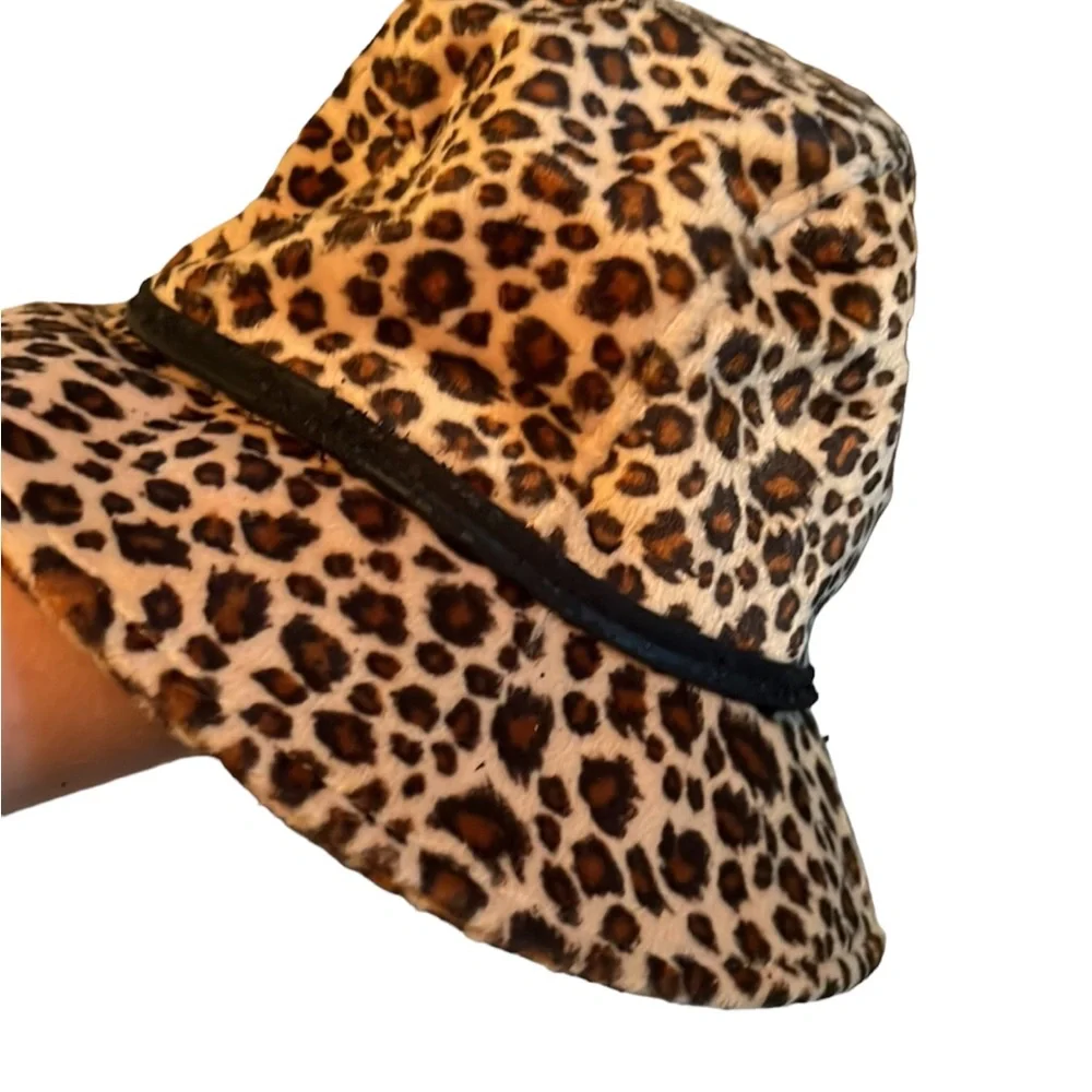 Amanda Smith OS black & brown leopard velour print hat crushable velvet ribbon